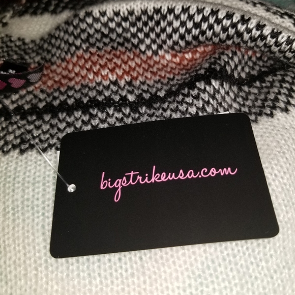 Cute wrap sweater - Picture 5 of 5